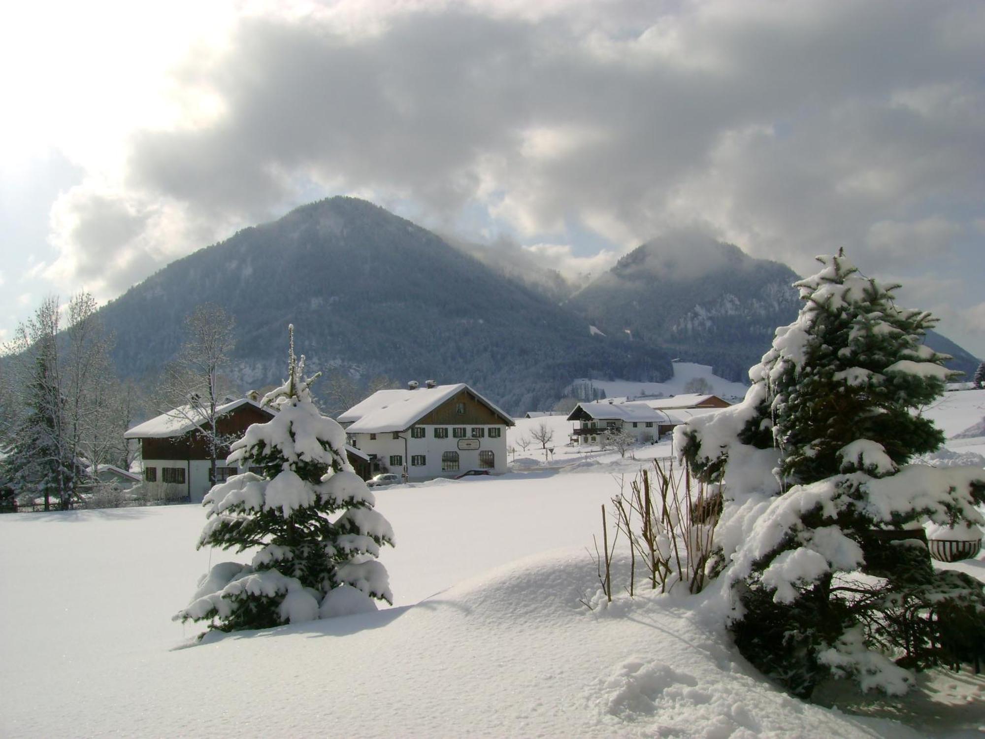 Gaestehaus Menkenbauer Ruhpolding Exterior photo